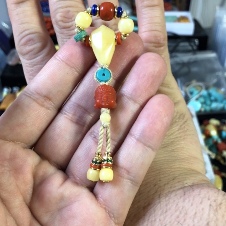 蜜蜡珠宝奇石未镶嵌