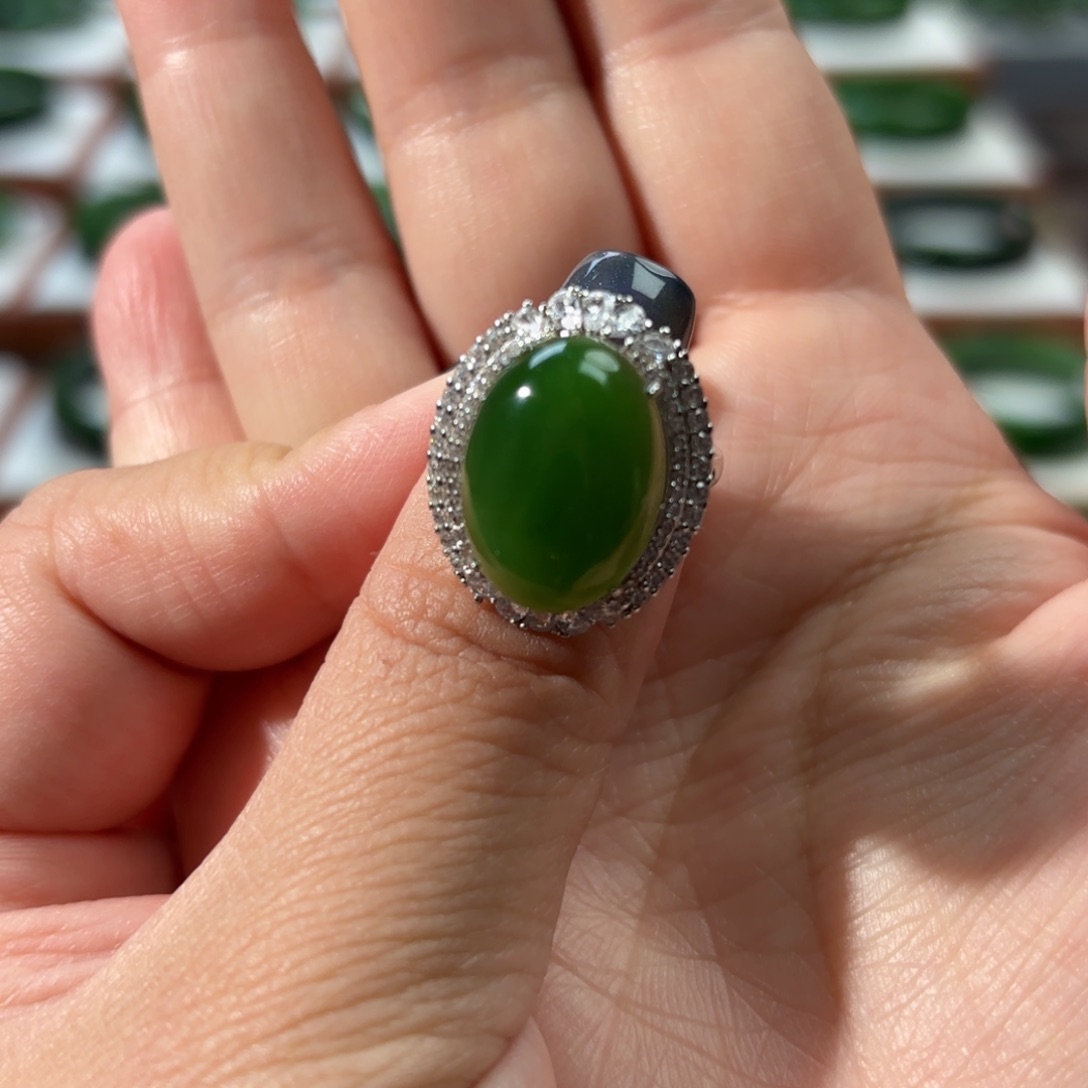 银S925镶嵌戒指和田玉