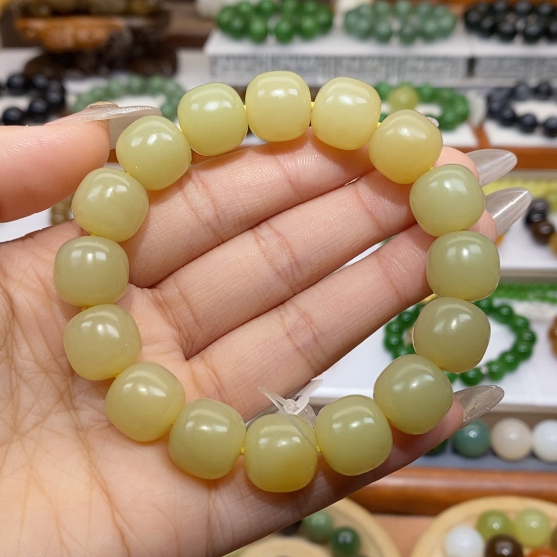 和田玉手串未镶嵌