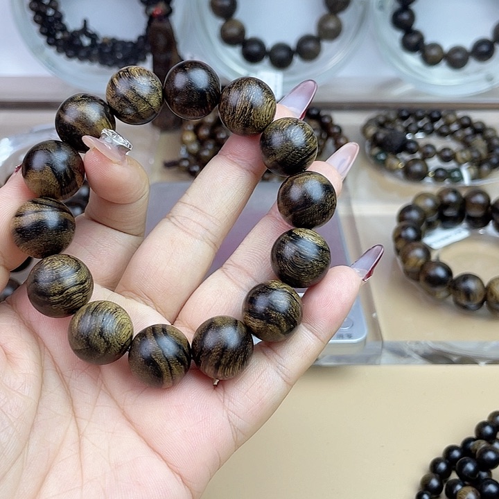 沉香手串天*越南芽庄白奇玉化留疤嘤子虎斑