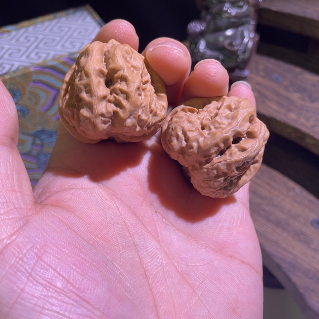 极***驰文玩核桃吊坠蛤蟆