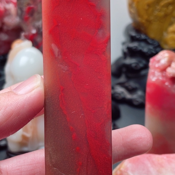 昌化鸡血石长**客牛角地