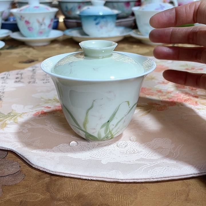 【闪购商品】瓷片微瑕孤品兰花盖碗哈哈哈哈