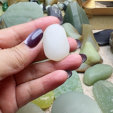 【闪购商品】和田玉笔搁未镶嵌青海料