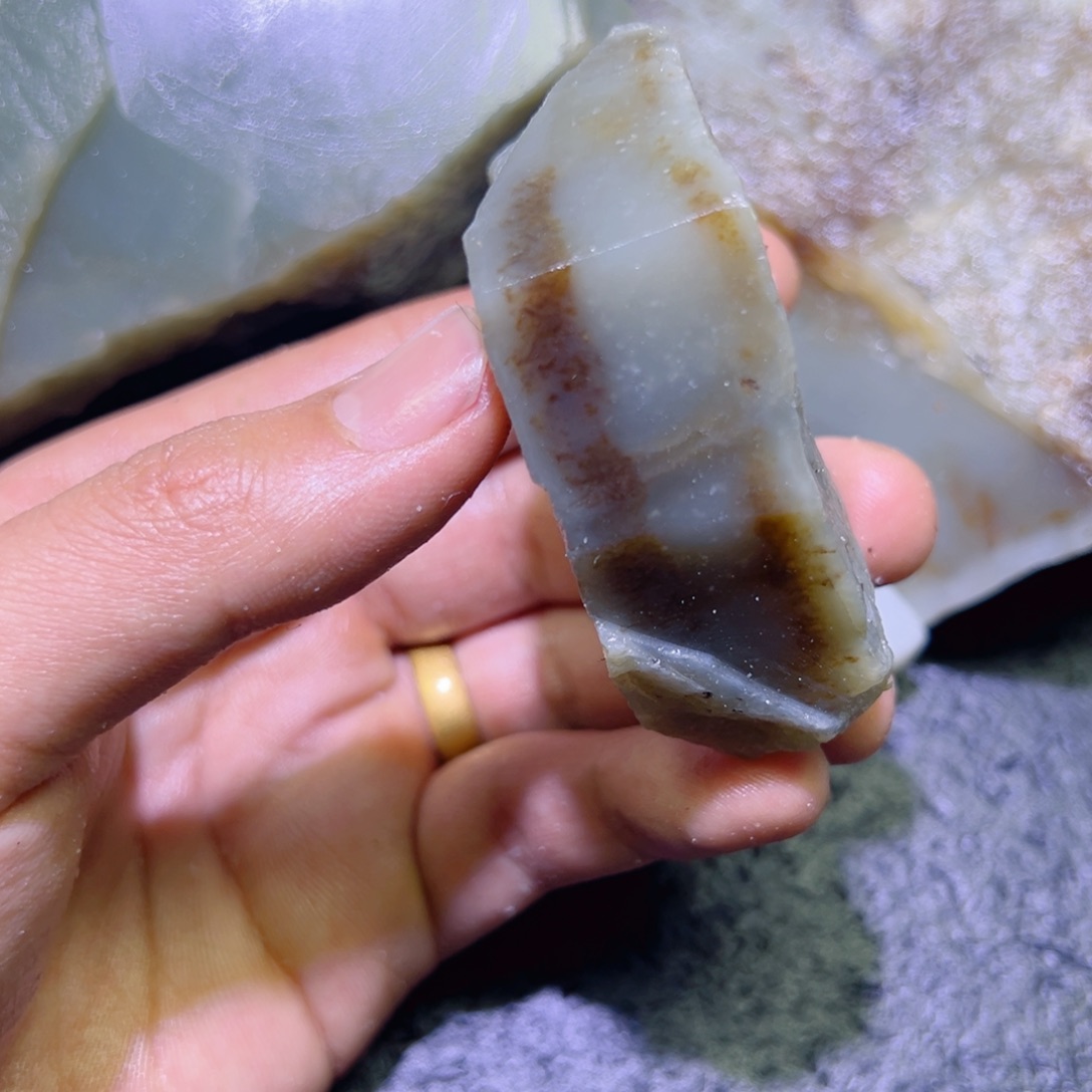 和田玉未镶嵌珠宝半成品