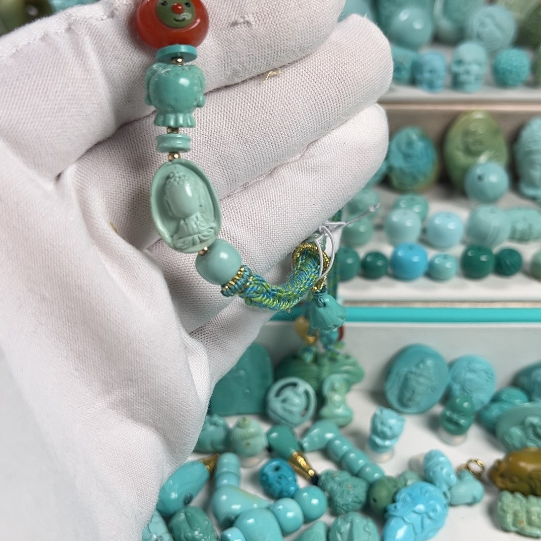 绿松石未镶嵌珠宝奇石