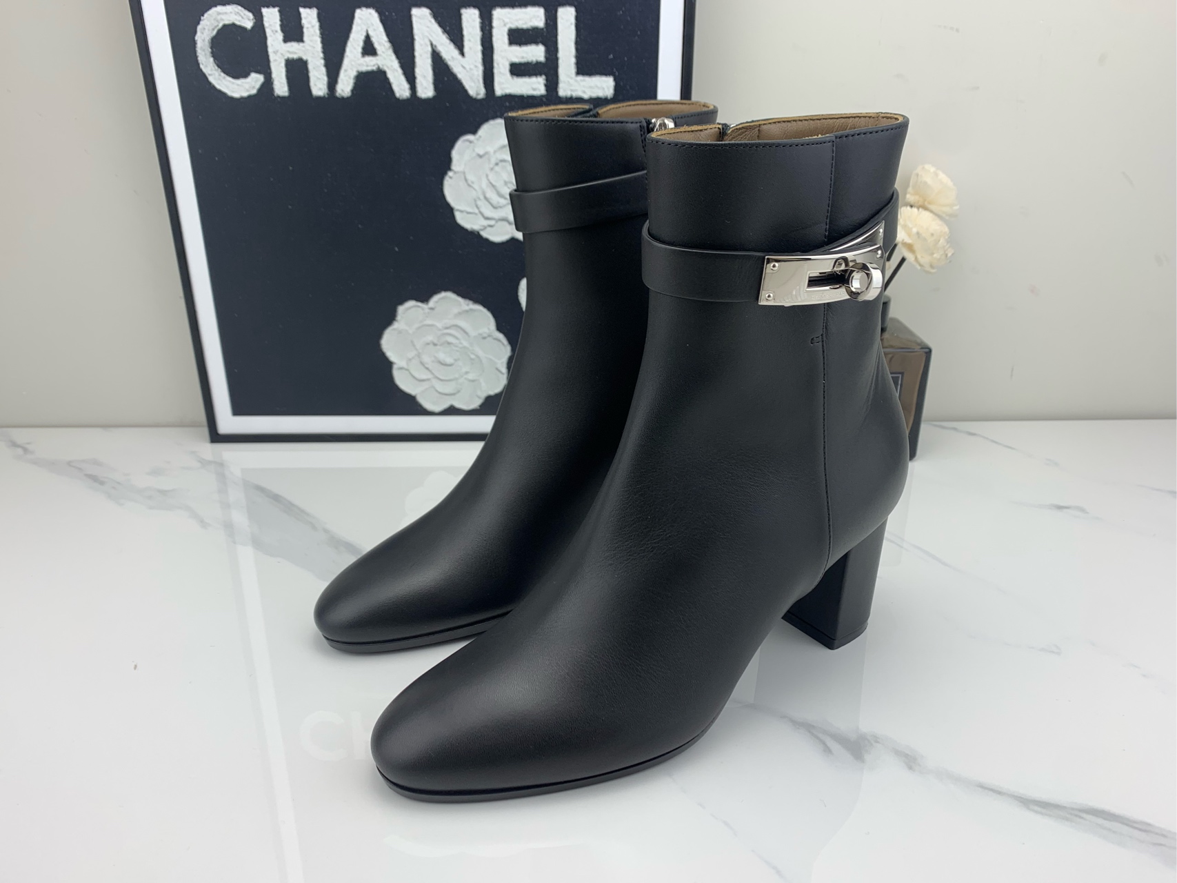 99新 Hermes/爱马仕 经典短靴 35.5码 /jm00733