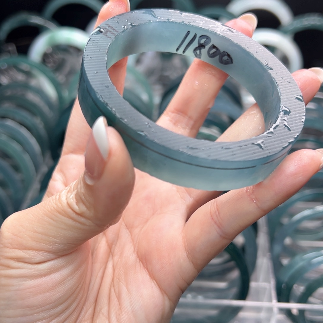 定制翡翠翡翠未镶嵌雨