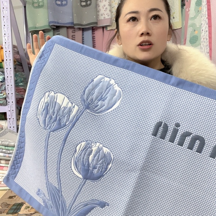 棉特价促销蓝色郁金香