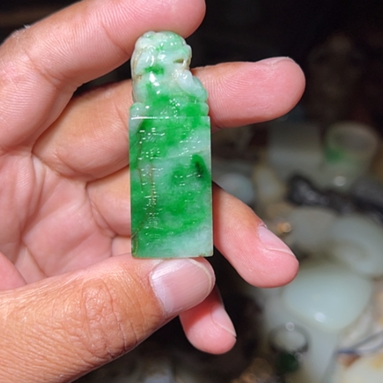 【闪购商品】翡翠颈饰未镶嵌12345678