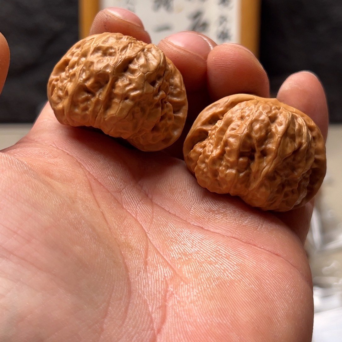 雨***田把件文玩核桃蛤蟆40