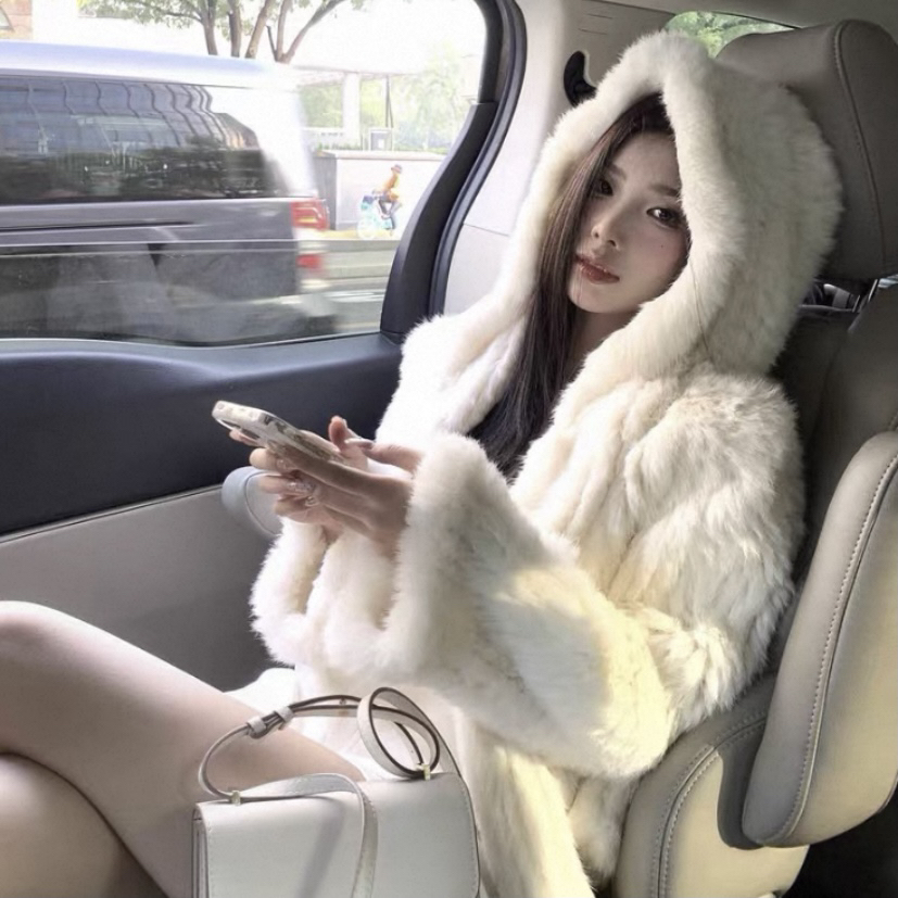 秋冬季纯手工编织兔毛连帽宽松外套女！