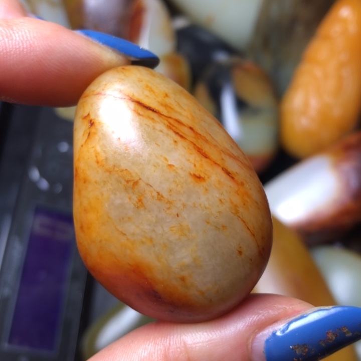 和田玉未镶嵌珠宝奇石