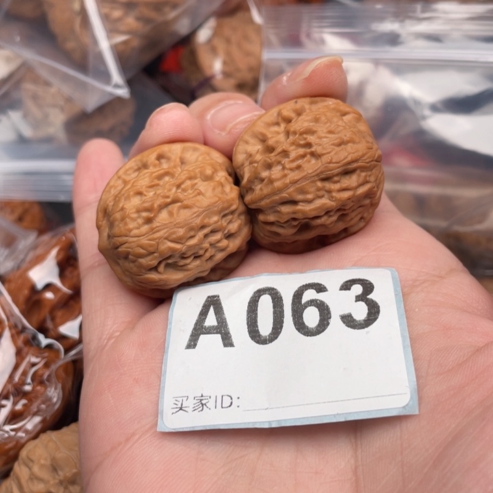 文玩核桃吊坠核桃