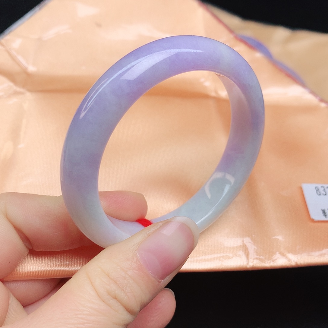 翡翠手镯未镶嵌8323xccvvb