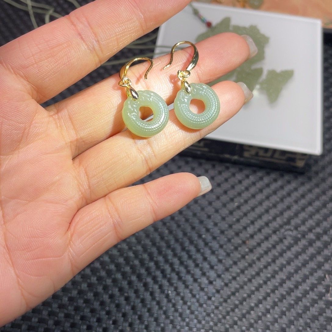 和田玉未镶嵌颈饰小龙扣耳坠