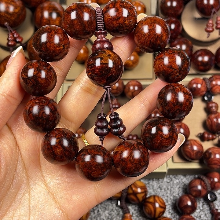 花梨木类2.0尺寸花梨手串，