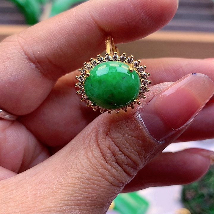 翡翠颈饰银S925镶嵌翡翠