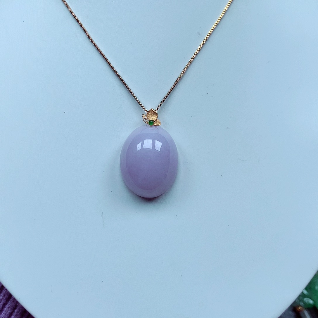 翡翠颈饰18K金镶嵌天然翡翠A货