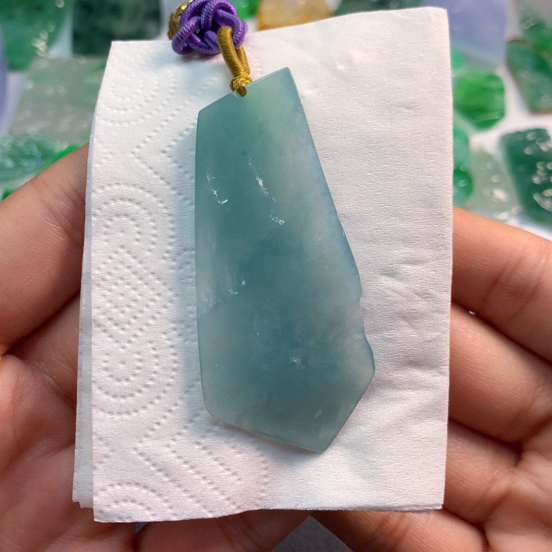 【闪购商品】翡翠吊坠(不含链)未镶嵌