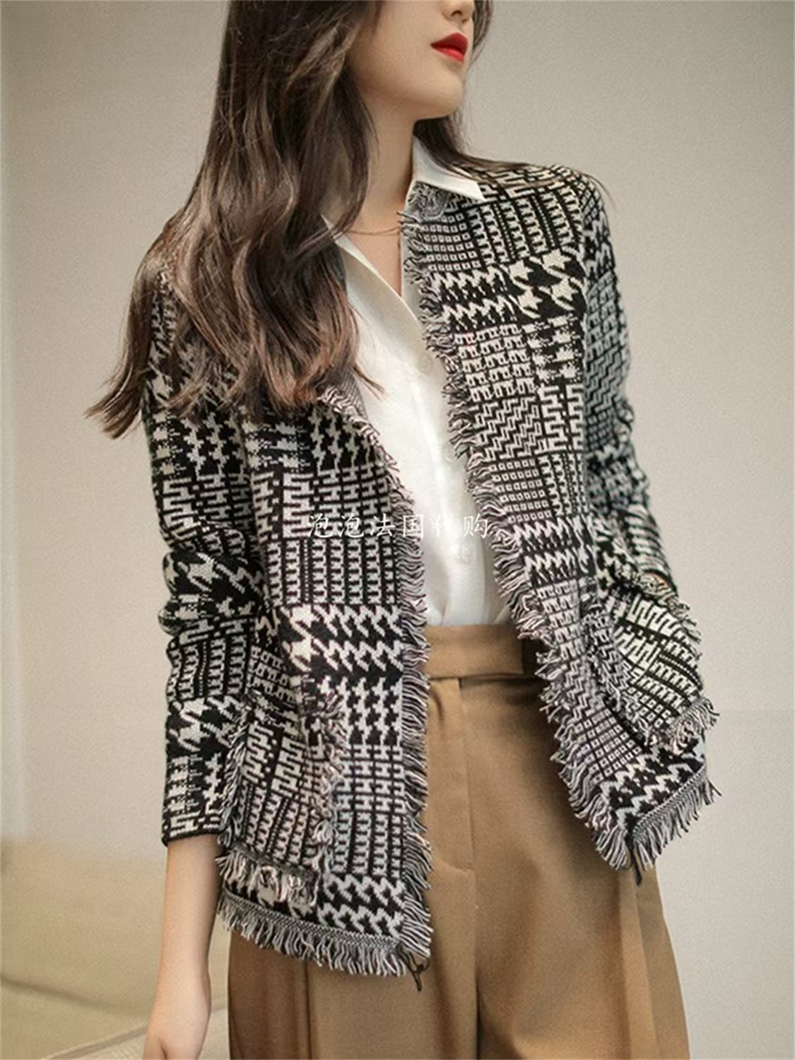 100%纯羊绒加厚小香风外套