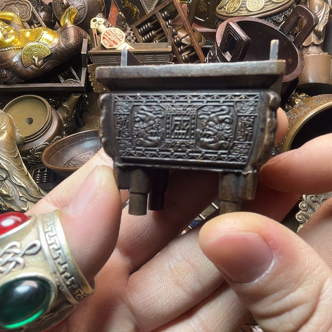 精美铜器收藏品等