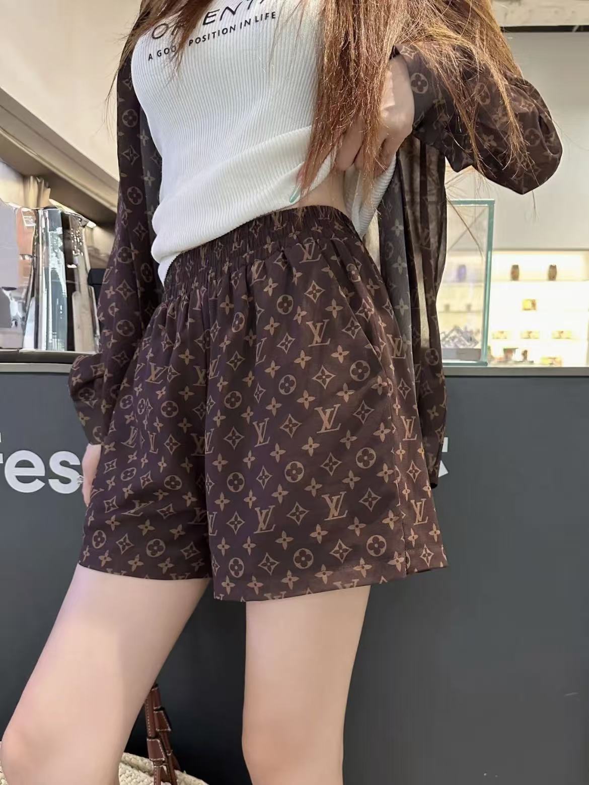 99新 LouisVuitton/路易威登 蔚蓝/短裤/桑蚕丝/38码/LZ1129L993