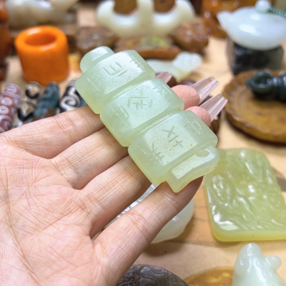 【闪购商品】蛇纹石玉颈饰未镶嵌