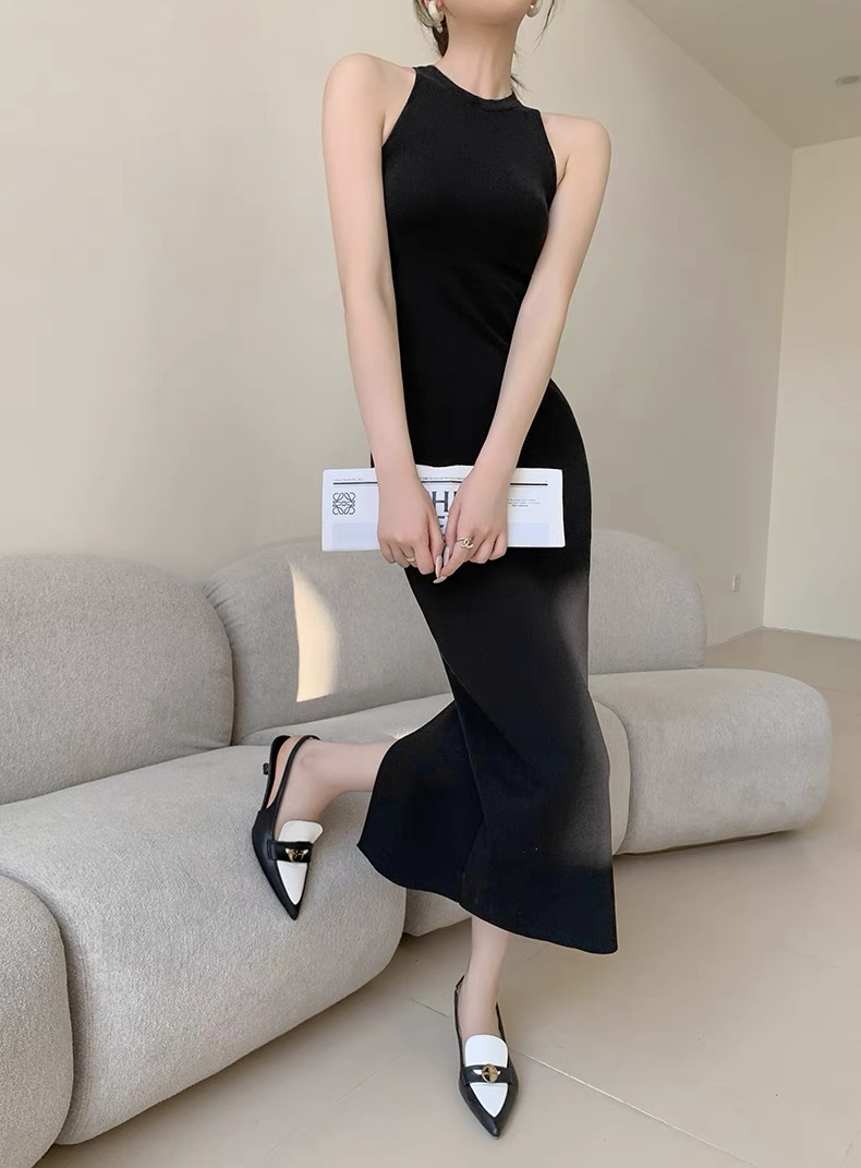 夏季纯欲性感辣妹修身收腰包臀显高挂脖后开叉无袖连衣裙