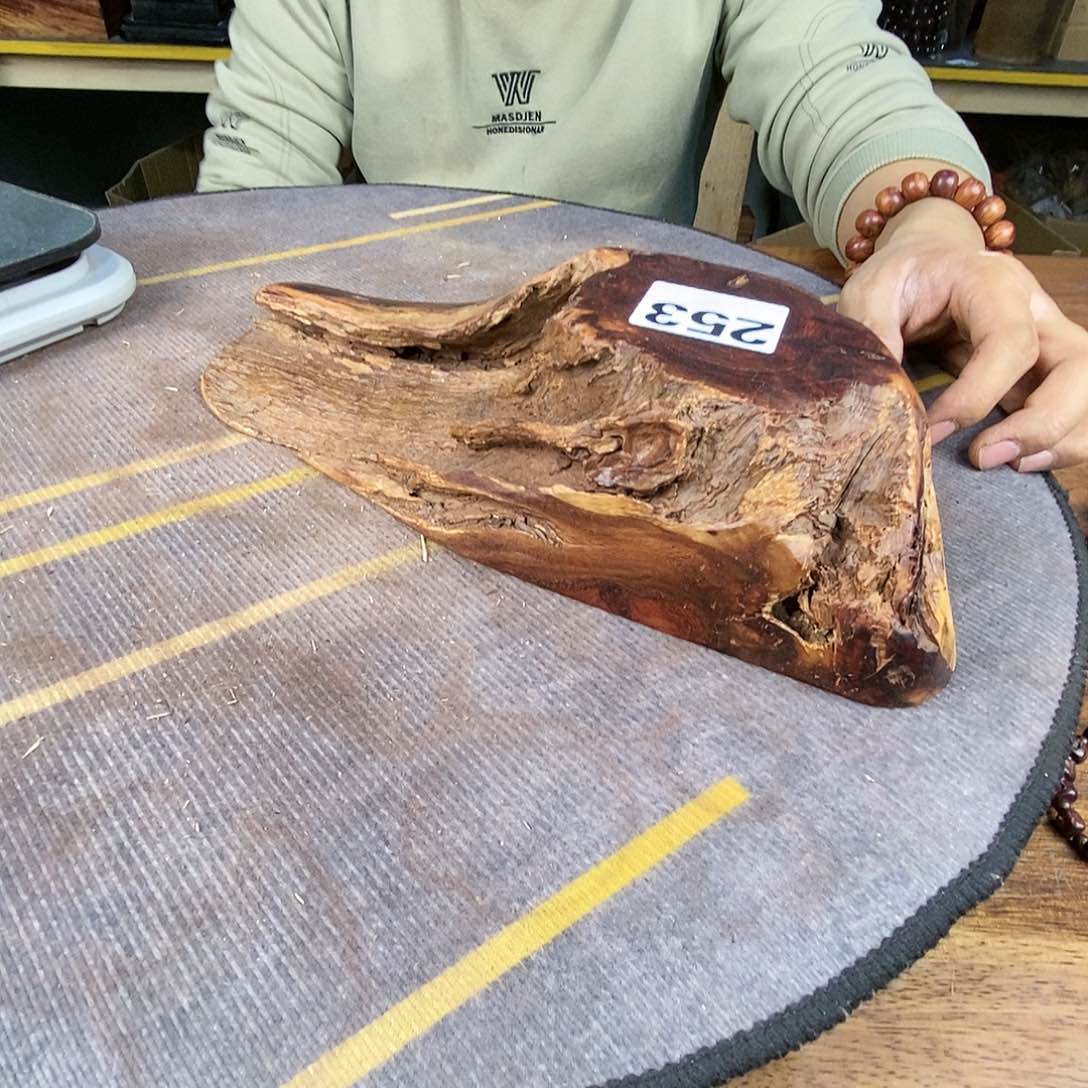 檀香紫檀（小叶紫檀）春*253