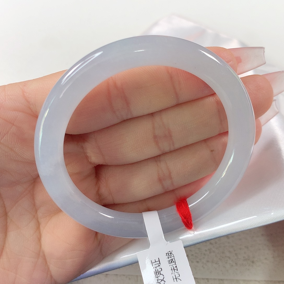 翡翠手镯未镶嵌①⑥①