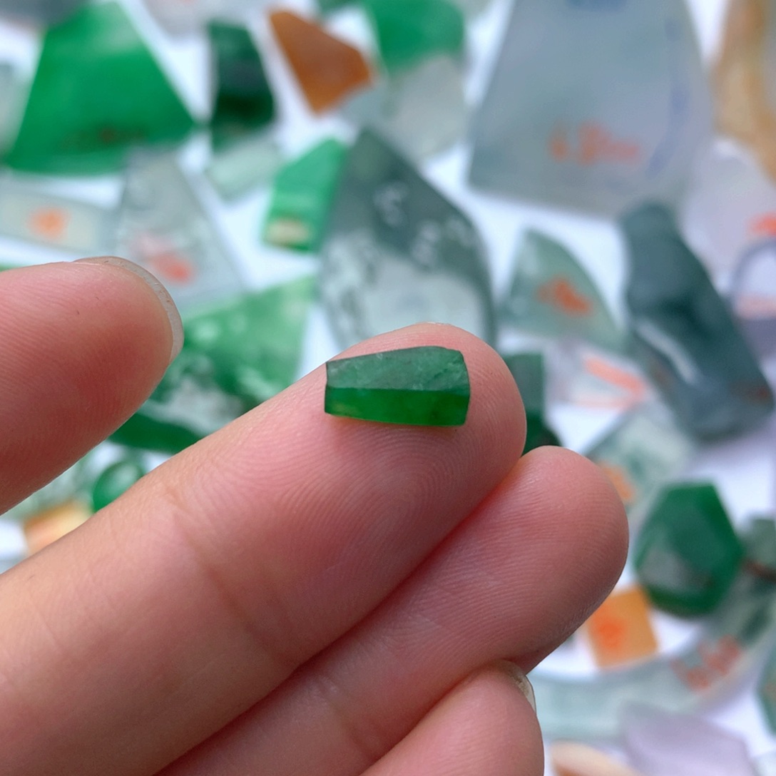 定制翡翠未镶嵌天然缅甸翡翠吊坠挂件