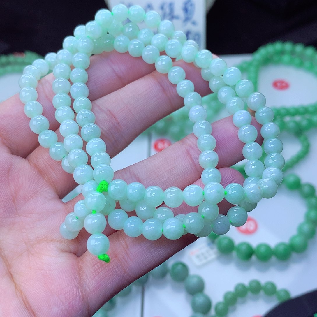 翡翠毛衣链未镶嵌