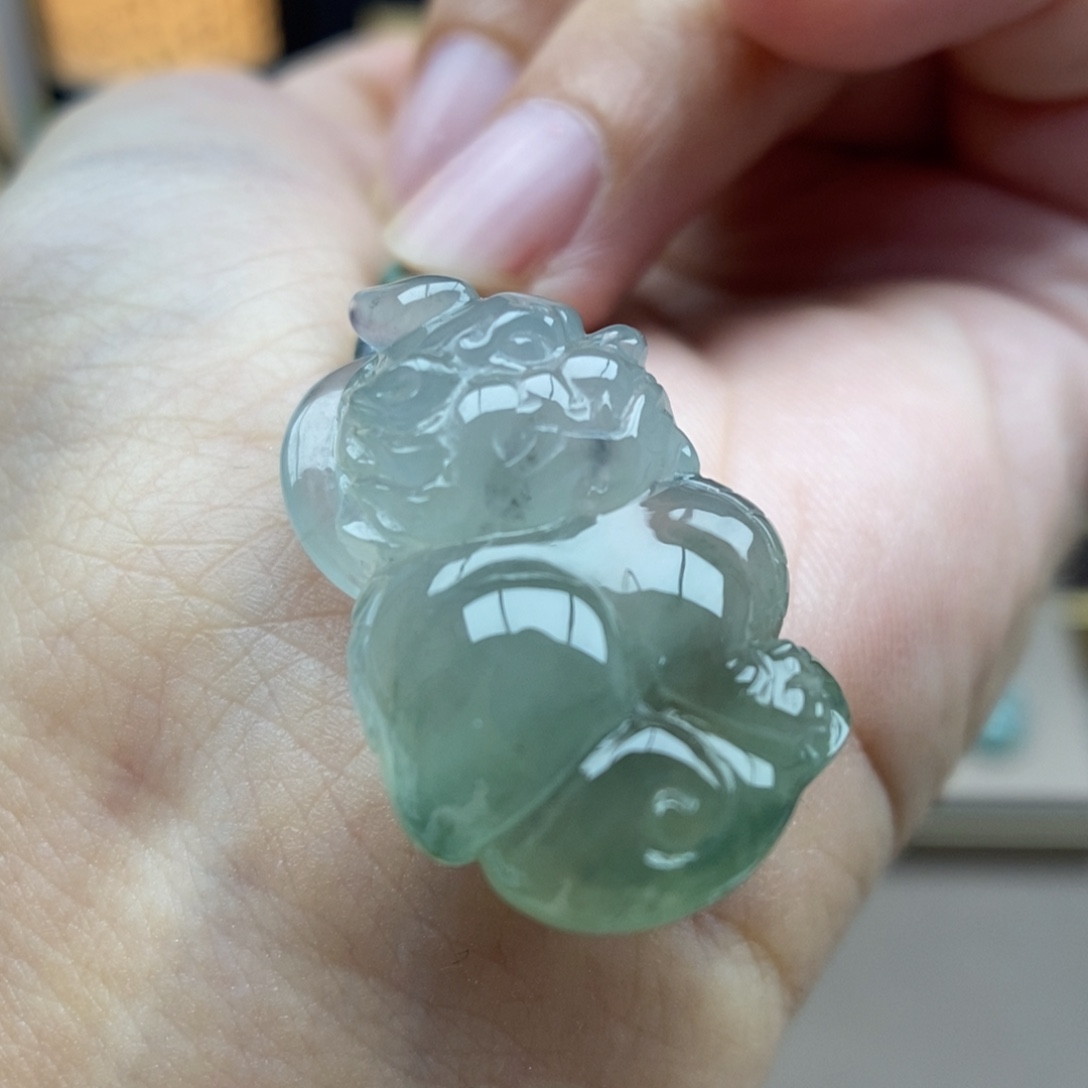 翡翠未镶嵌颈饰吊坠62