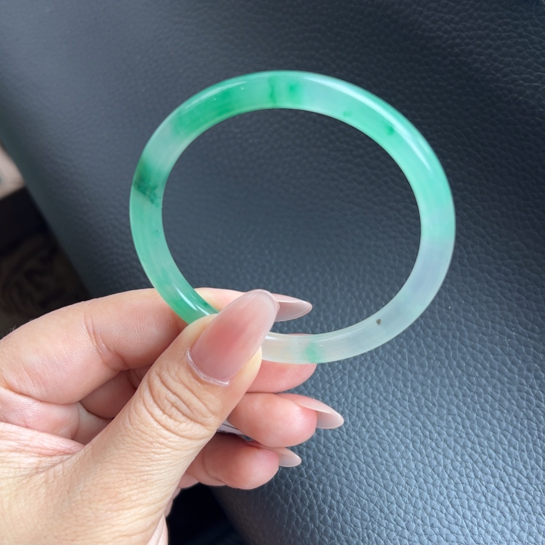 石英质玉未镶嵌手镯54