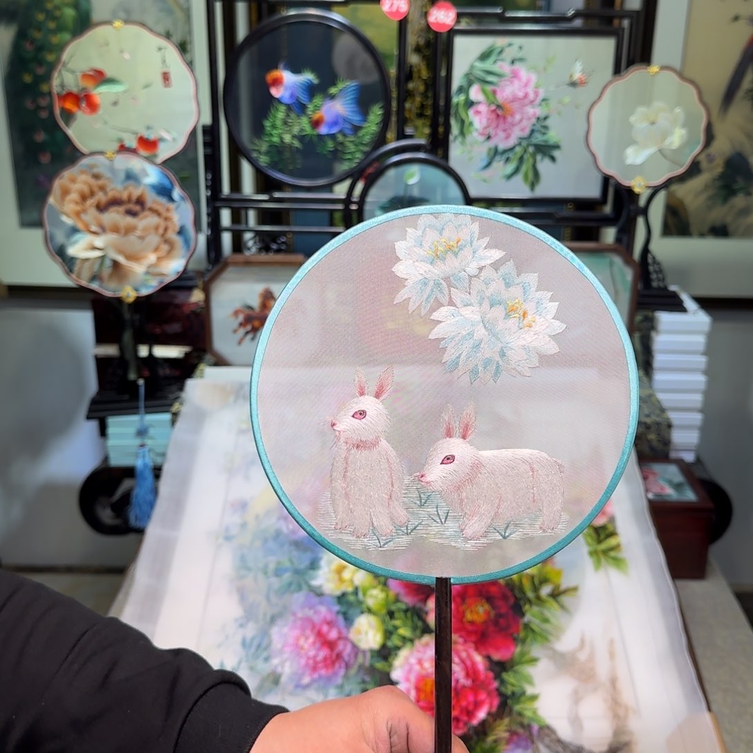 刺绣刺绣工艺精湛