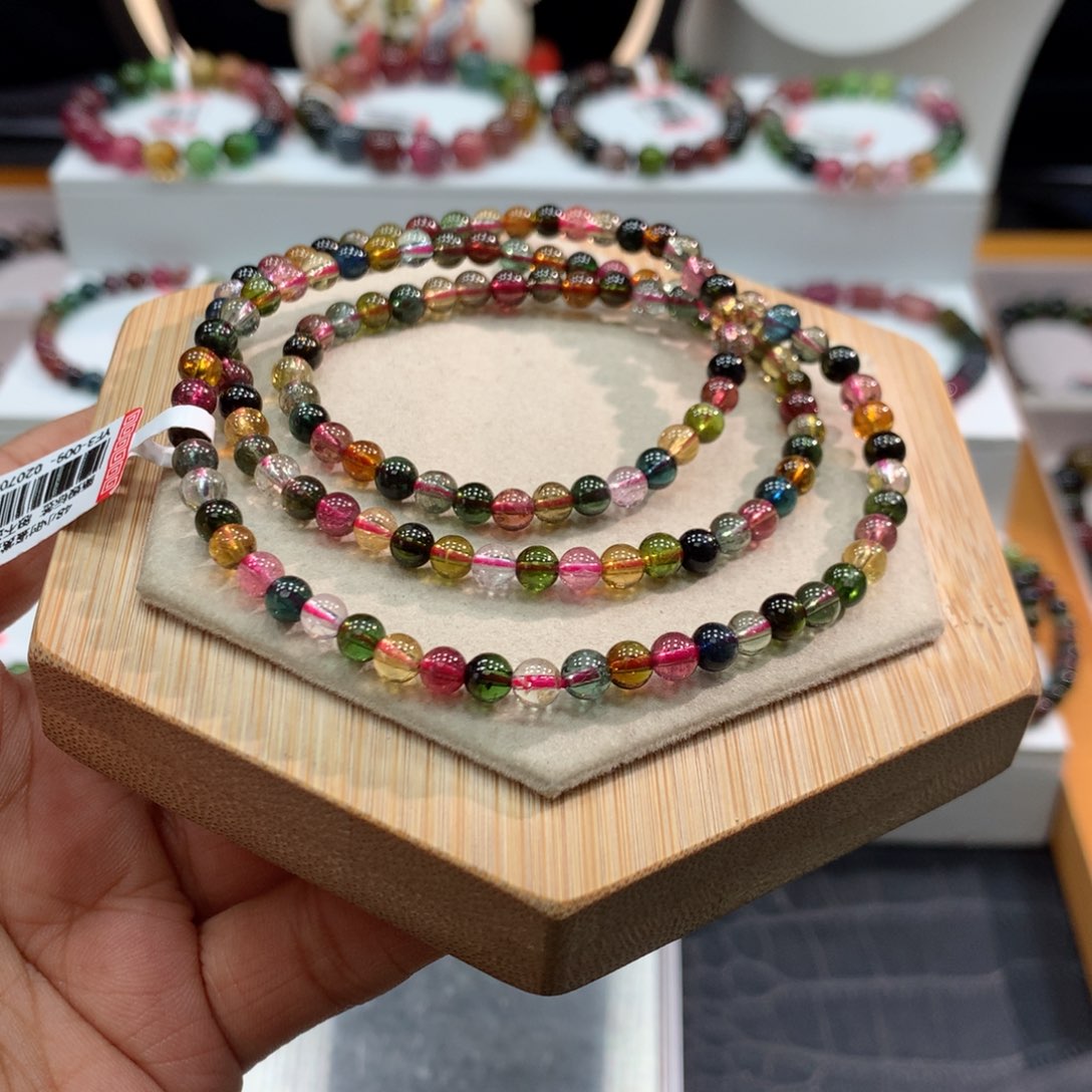 碧玺手链未镶嵌  4.7mm。     