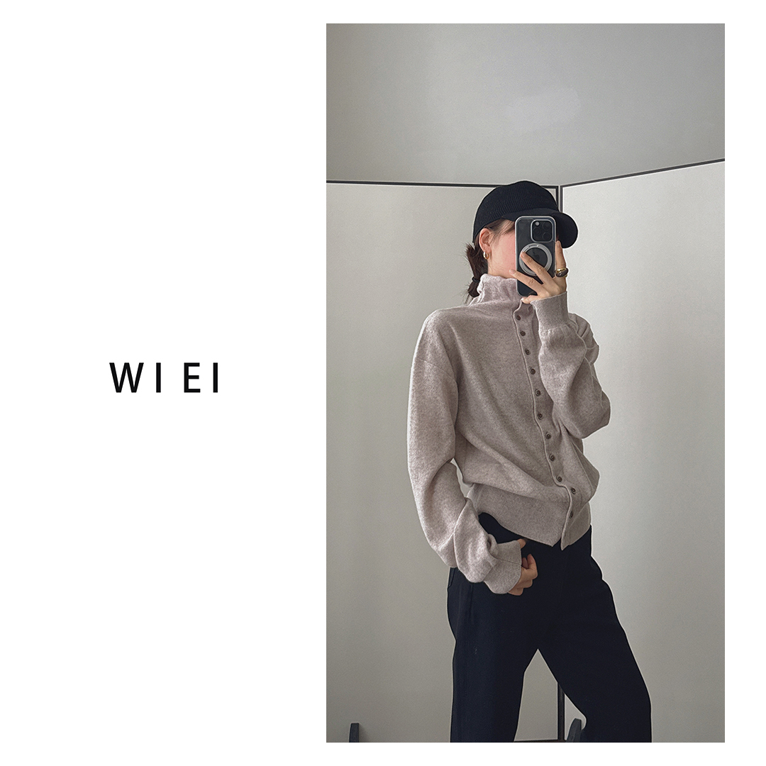 《WI EI》雪松毛衣*堆堆领100羊毛*立领叠穿宽松针织开衫 W25309219