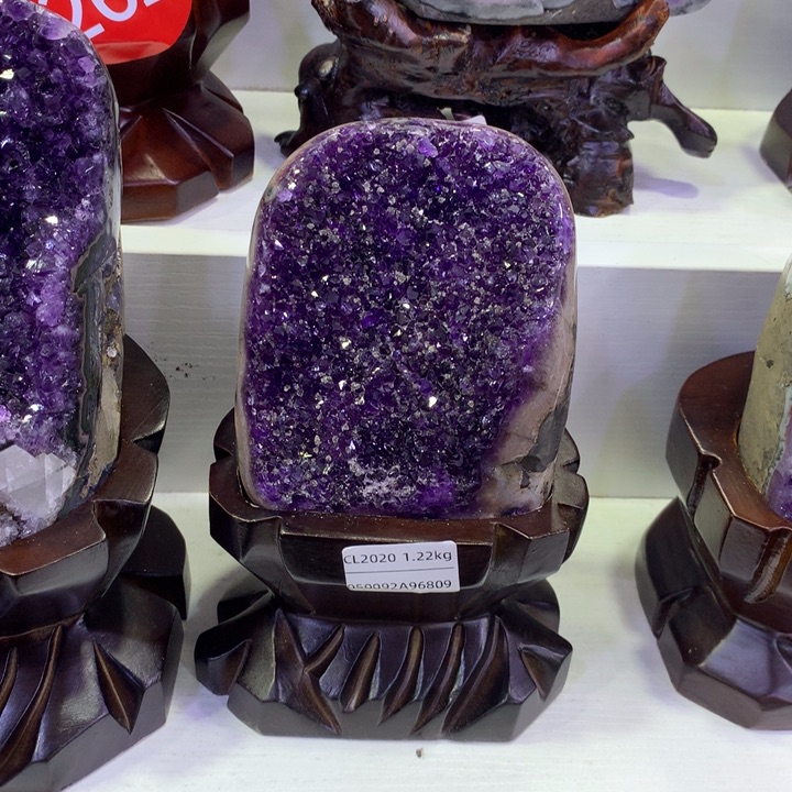 紫晶大型摆件（非配饰）未镶嵌
