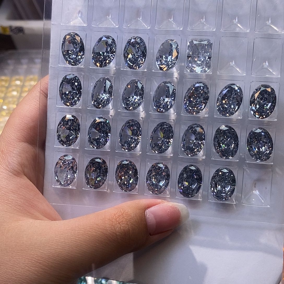 10*14锆石（处理）浅灰鸽子蛋