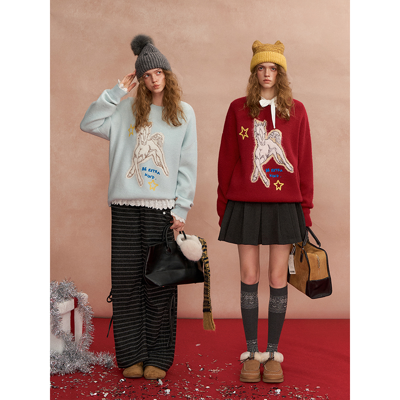 【王雪糕专属】SOMESOWE童趣小马廓形圆领毛衣