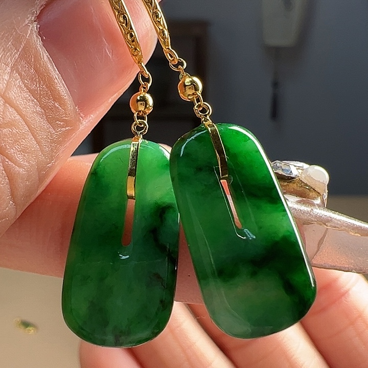 翡翠耳饰18K金镶嵌耳饰