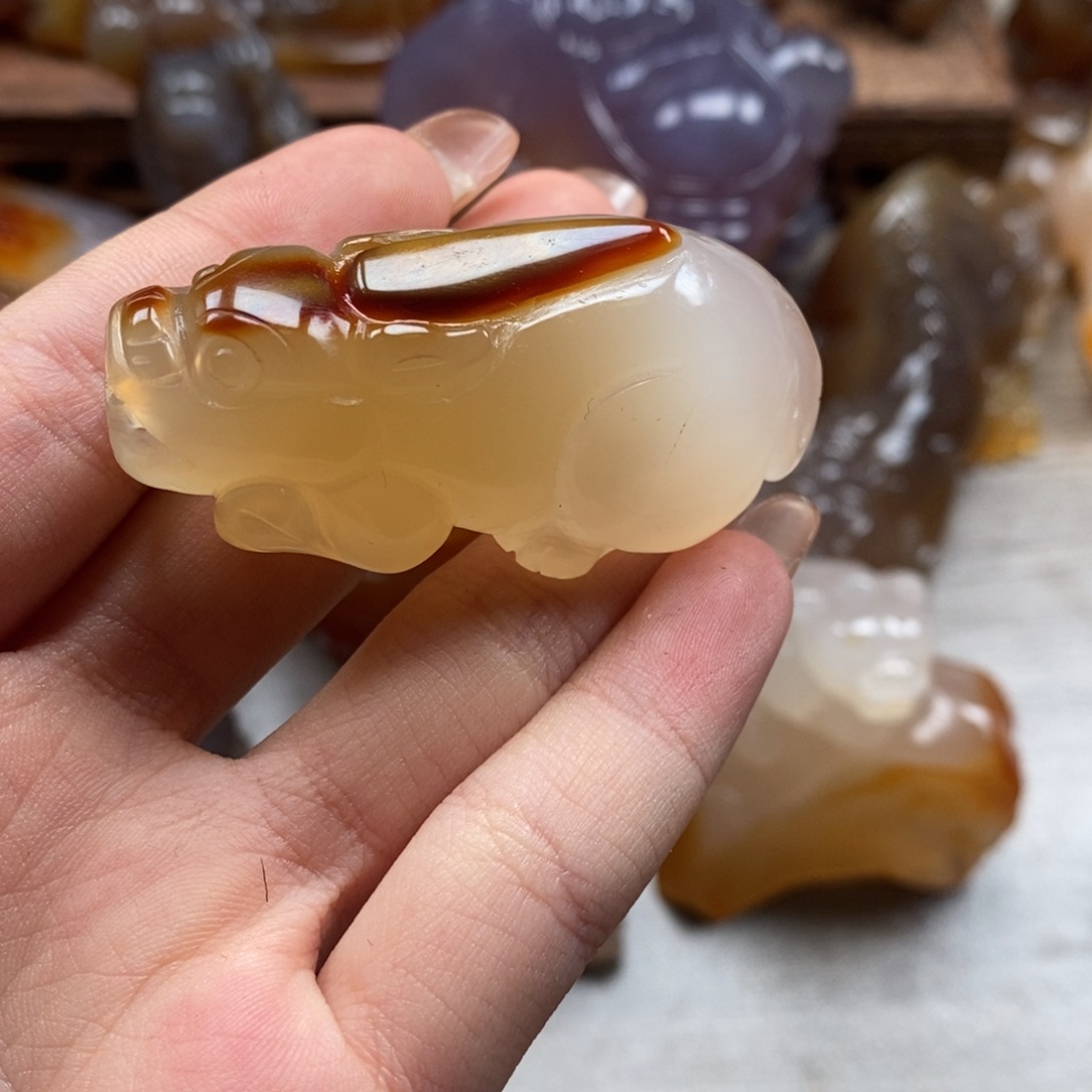 红***建玛瑙/玉髓未镶嵌颈饰