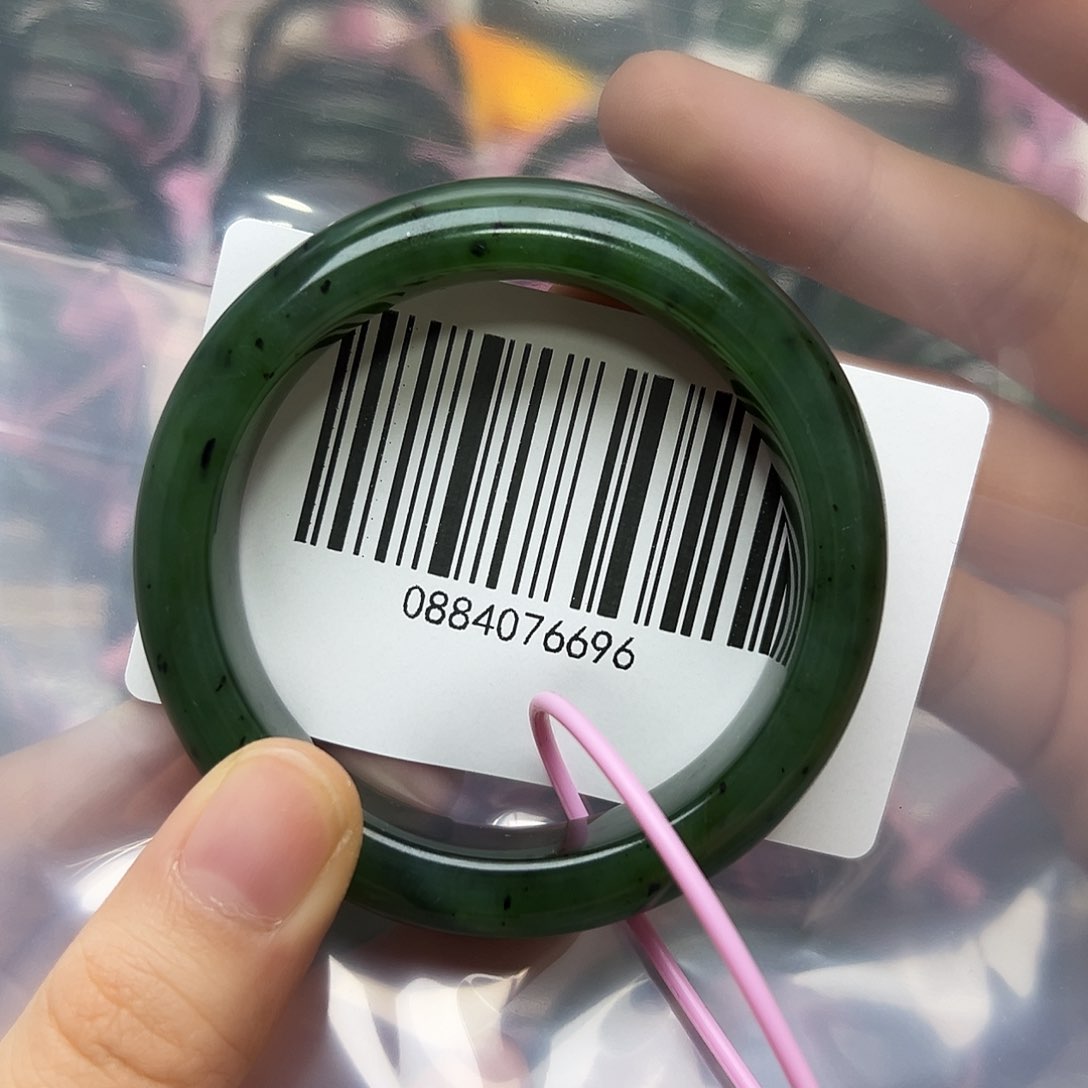 和田玉手镯未镶嵌56.7