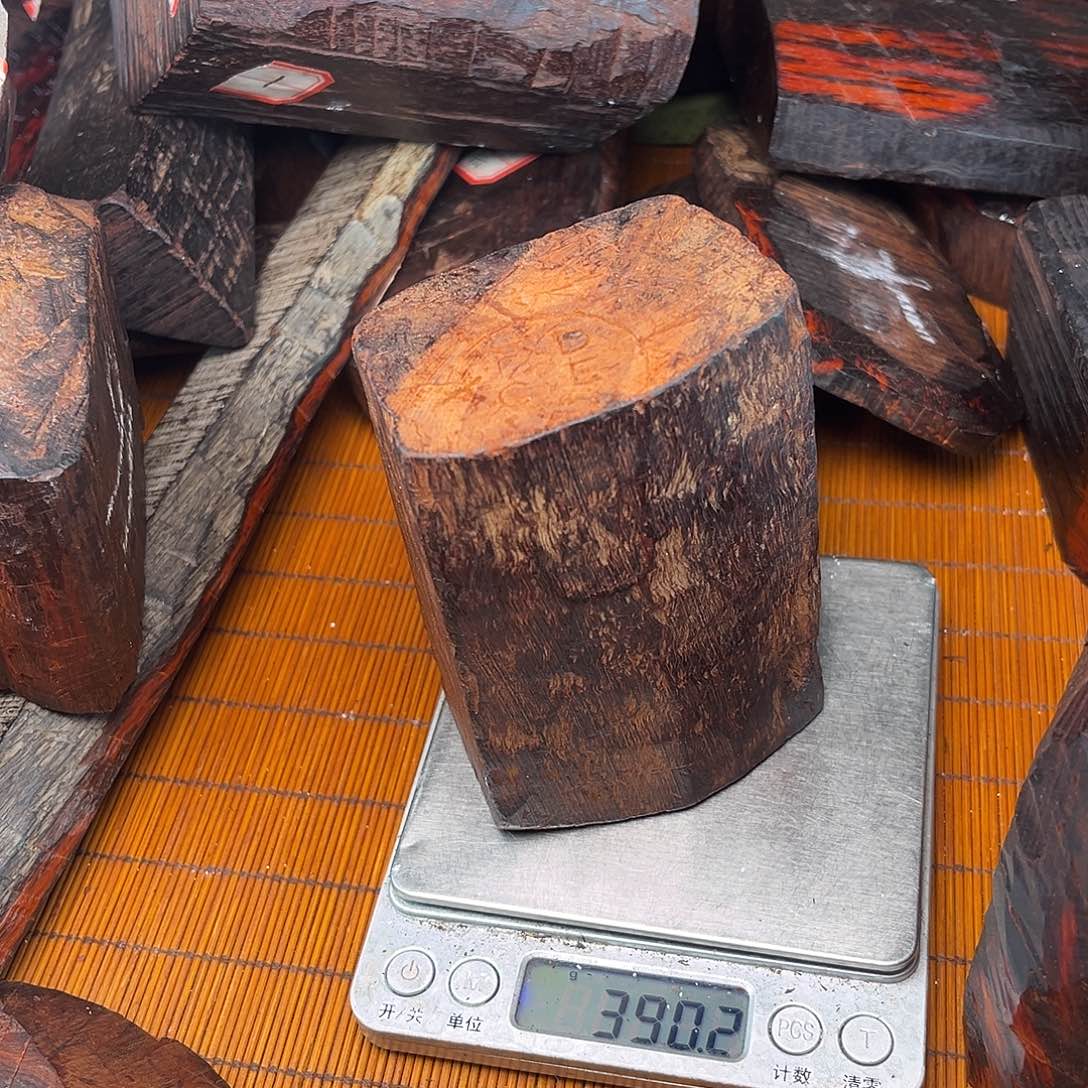 多***走檀香紫檀（小叶紫檀）钢印琴料