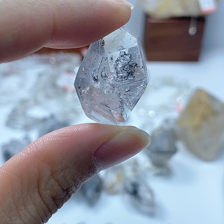 水晶颈饰未镶嵌彩虹晶中晶