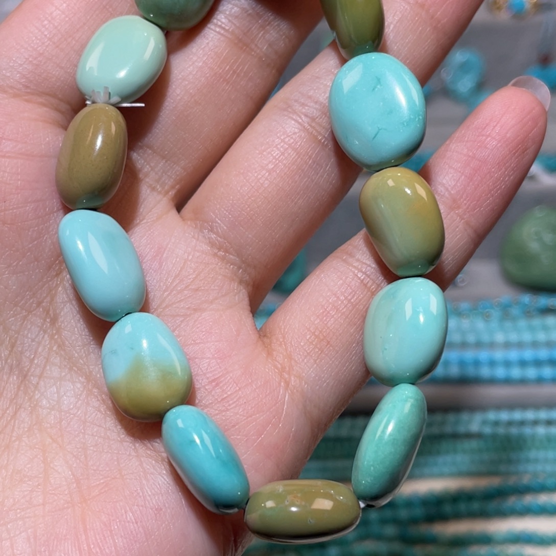 绿松石未镶嵌随型手串