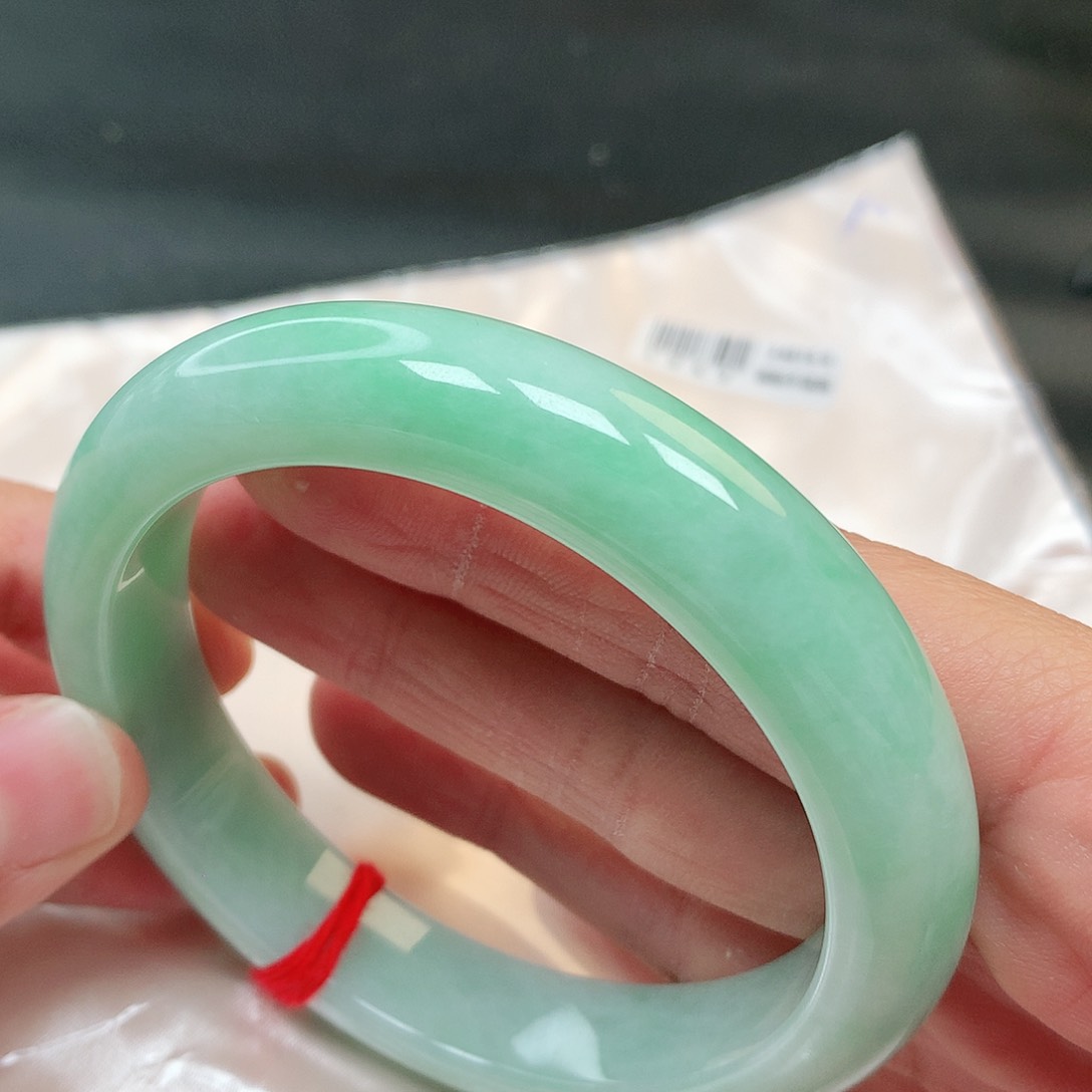 翡翠手镯未镶嵌56号