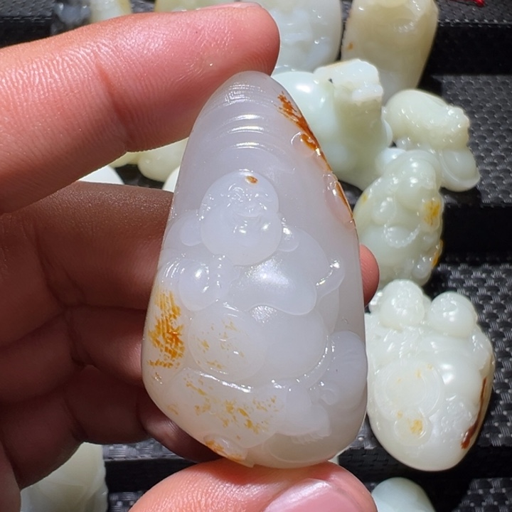 和田玉未镶嵌颈饰