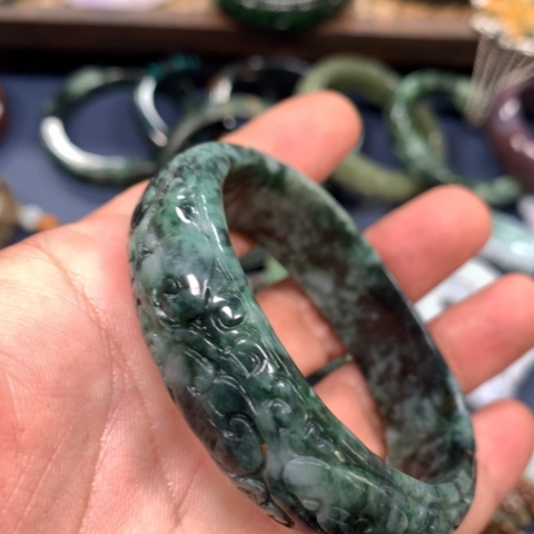 【闪购商品】颈饰未镶嵌和田玉（糖玉）加*